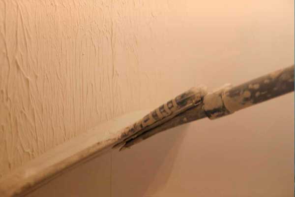 Waterproofing the bathroom walls